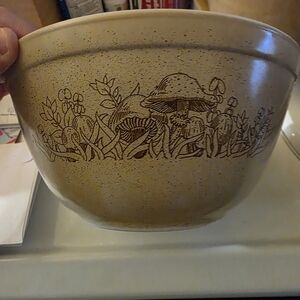 Mushroom Design Pyrex Bowl